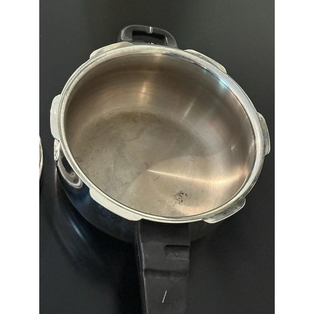 Garuda Pressure Cooker Salem Stainless Steel Stovetop Pot Pan 2.5 L
